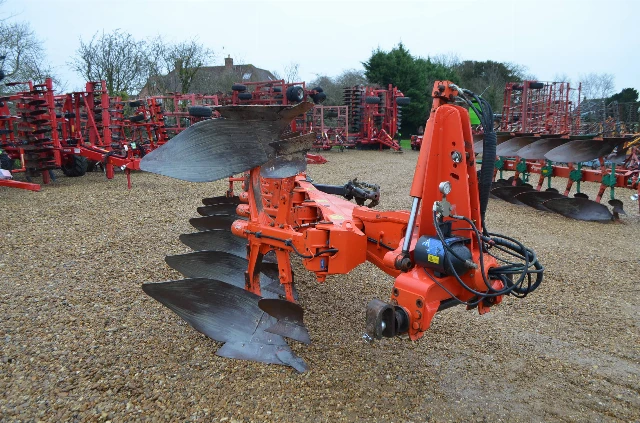 KUHN VARIMASTER 152 6F