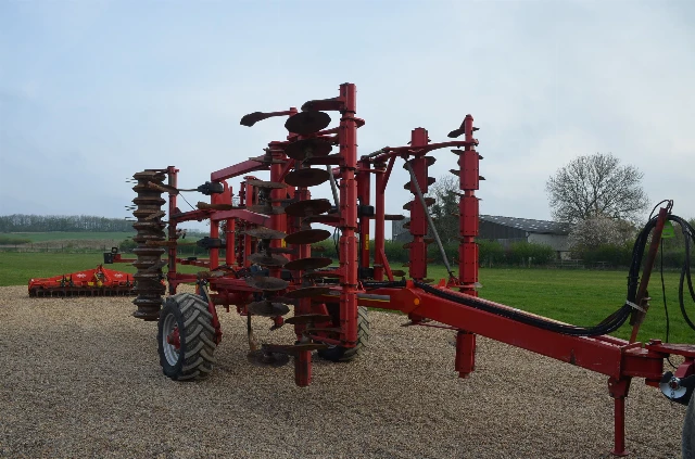 HORSCH TERRANO 4MT