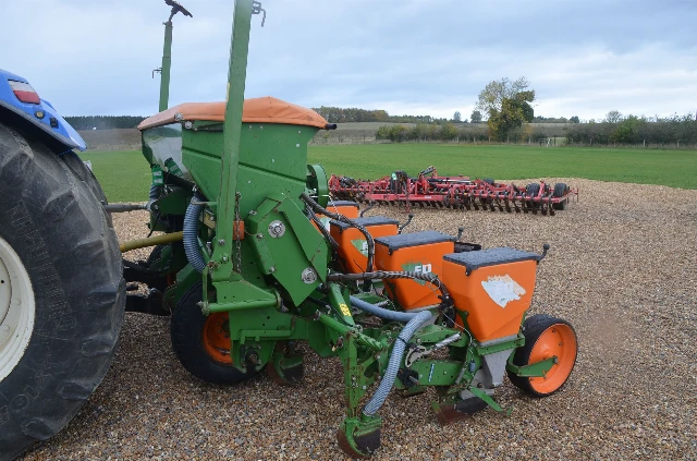 SEMOIR À MAÏS AMAZONE ED 452-K