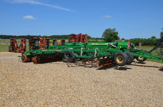 GRANDES PLAINES SL 700 7M