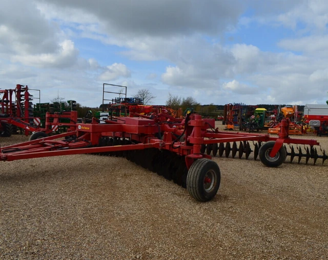 OPICO 8M DISC HARROW