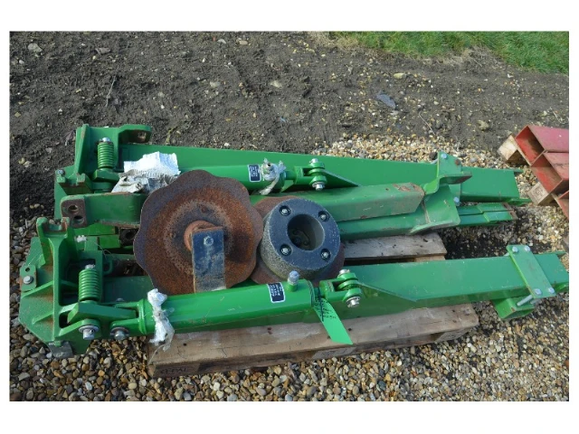 BRAS DE MARQUEUR JOHN DEERE 750A
