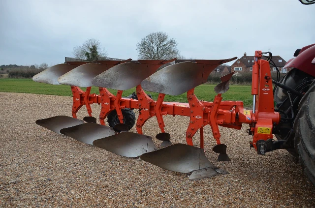GREAT PLAINS SLD 540 CULTIVATOR 5.4M