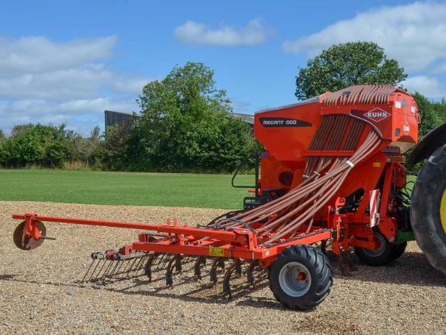 KUHN MEGANT TINE DRILL 6M