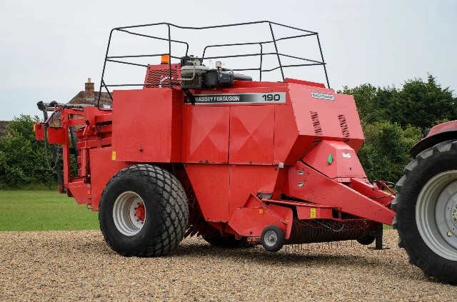 MASSEY FERGUSON MF190