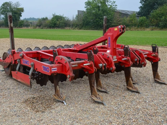 Sumo Trio 6 leg primary cultivator 3m