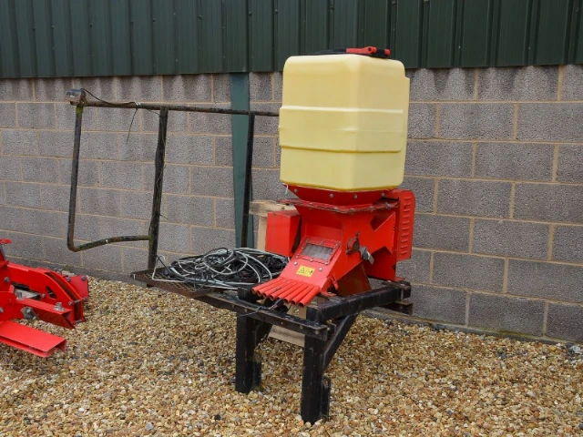 VADERSTAD TOPDOWN TD700 CULTIVATOR 7M