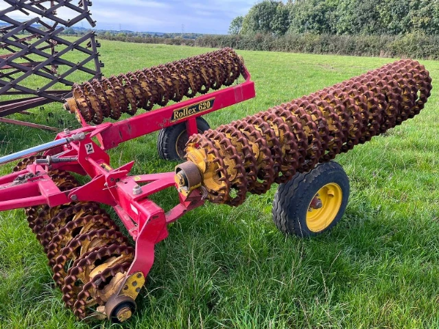 Vaderstad Rollex 620 rolls 6.2m