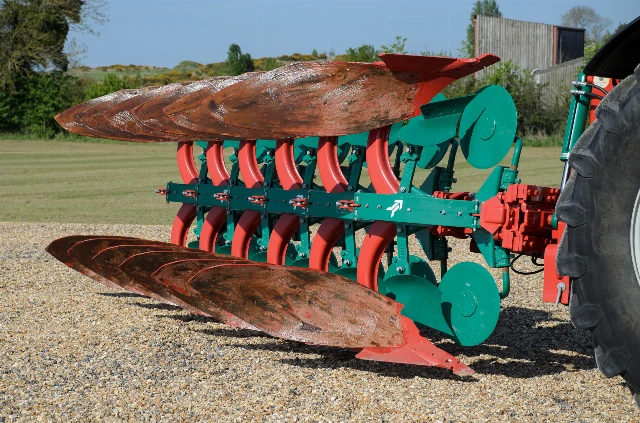 KVERNELAND ES85/250 6S