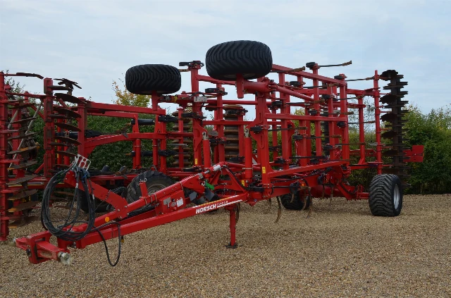 HORSCH CRUISER 6XL CULTIVATOR 6M