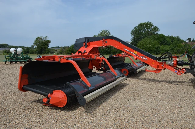 KUHN MERGE MAXX 950