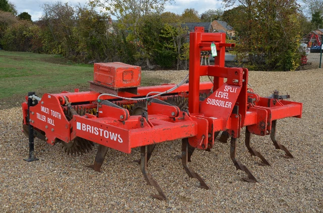 OTHER SPLIT LEVEL 3 M