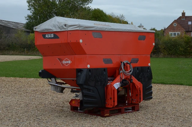KUHN AXIS 40.2