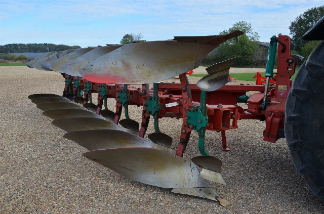 KVERNELAND LO85/300 7 S