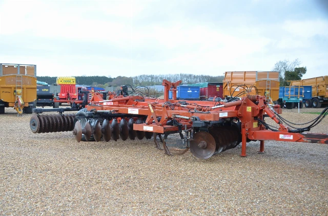 GRÉGOIRE BESSON DXRVL DISCORDON 4,2 M