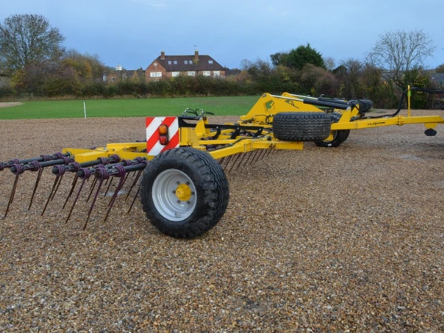CLAYDON STRAW RAKE 15 M