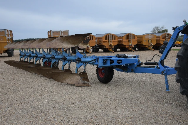 LEMKEN DIAMANT 11V DE 7 + 1 S