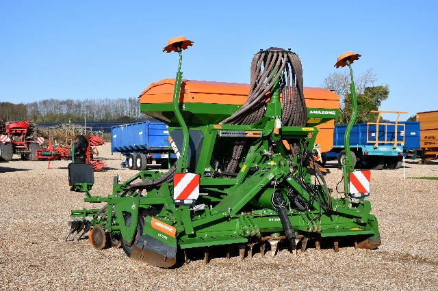 AMAZONE COMBINÉE 3 M