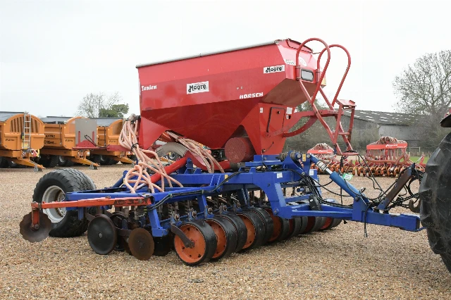 MOORE HORSCH 4 M