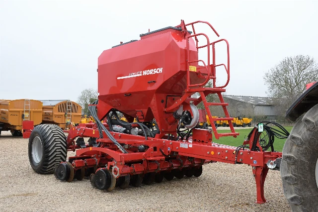 HORSCH AVATAR 3.16SD DIRECT DRILL 3M