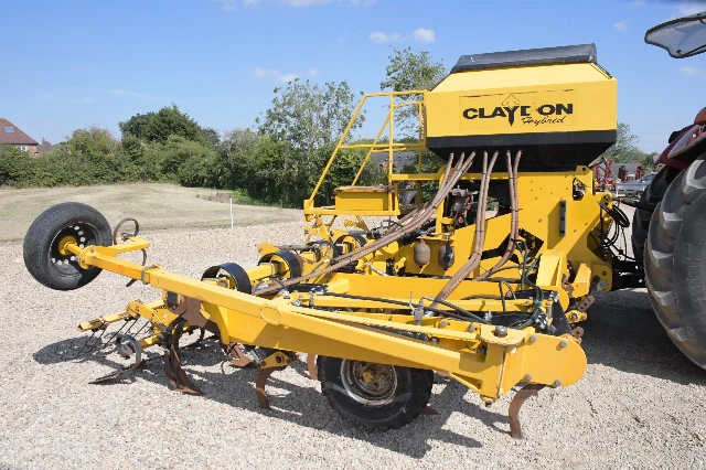 CLAYDON HYBRID 6 M