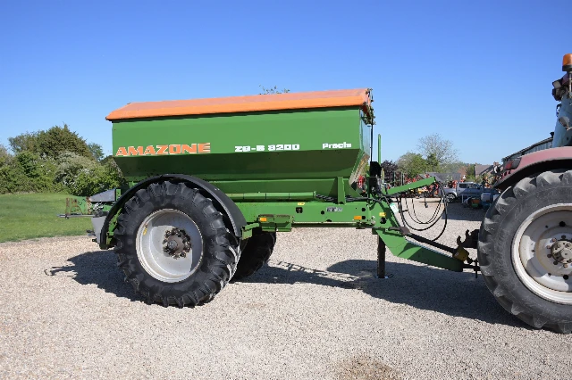 AMAZONE ZG-B 8200