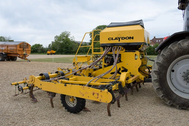CLAYDON HYBRID 6M