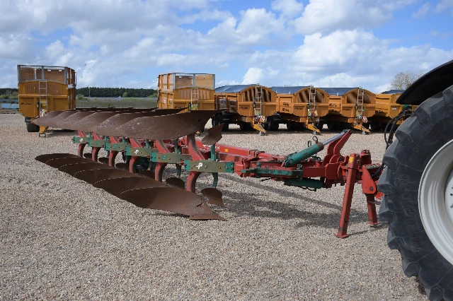 KVERNELAND PS 100 6 S