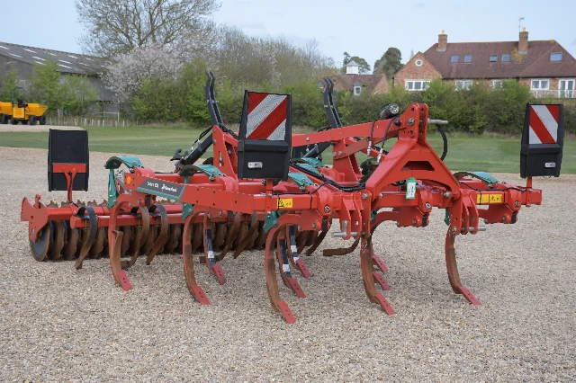 KVERNELAND ENDURO 3 M