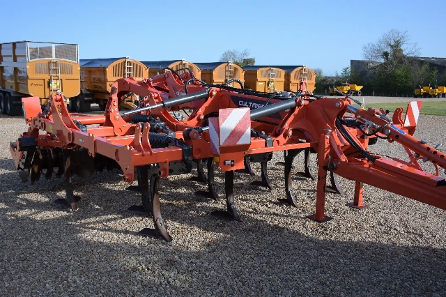 KUHN CULTIMER 4 M