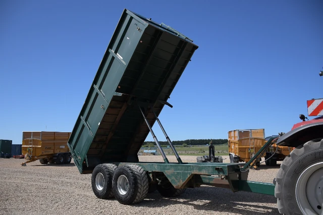 TITAN 16 T