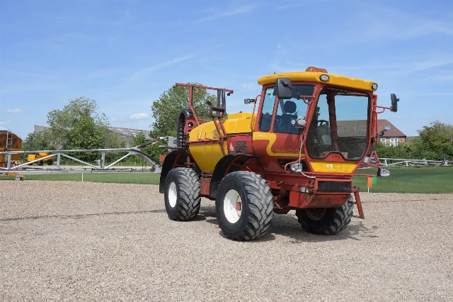 KELLANDS AGRIBUGGY 2500 24 M