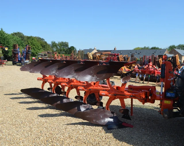 KUHN VARIMASTER 123 5F (2018)