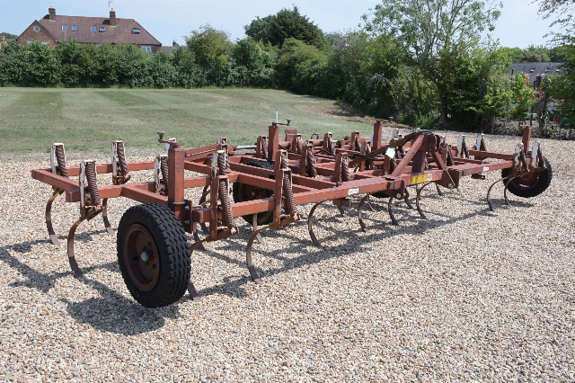 WILRICH CULTIVATEUR 6 M