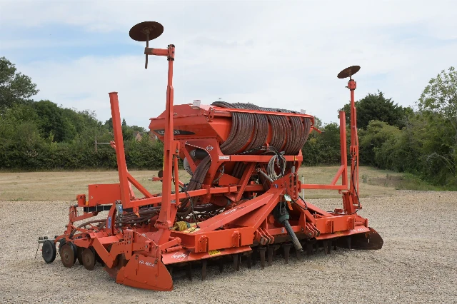 KUHN VENTA LC4000 COMBI DRILL 4M