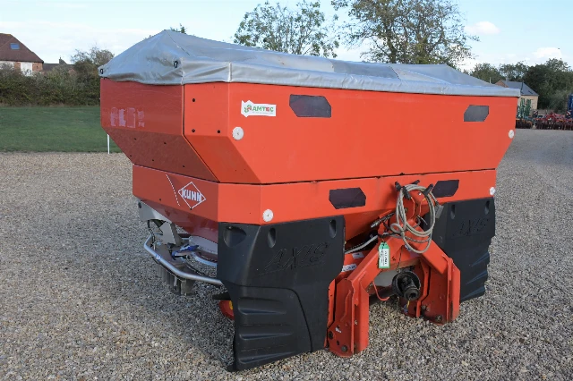 KUHN  AXIS 40.1 W