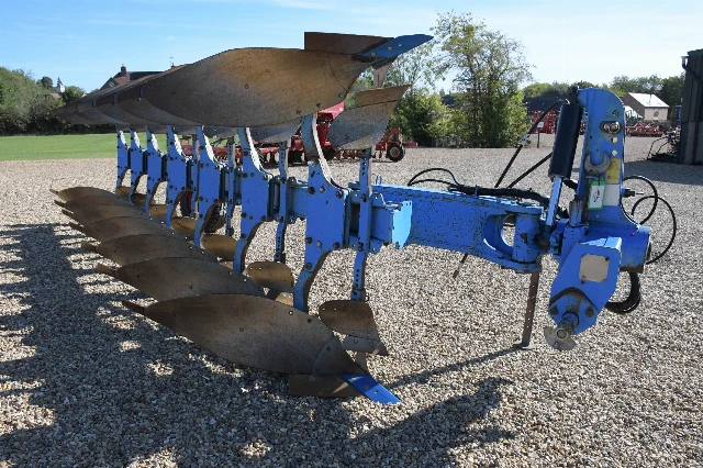 LEMKEN EUROPAL 9 CHARRUE 7 S