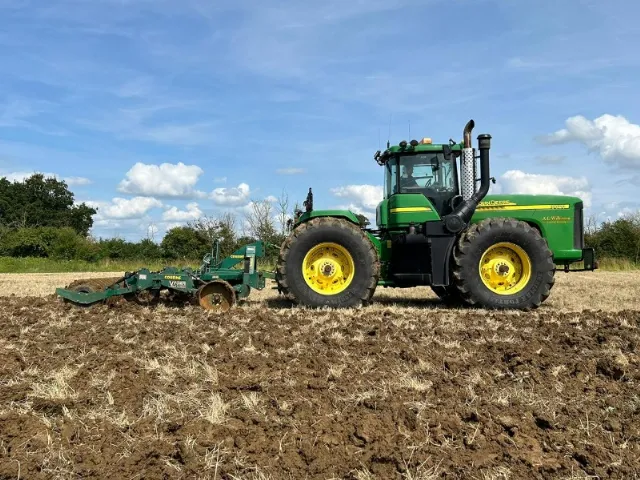 Cousins V-Form subsoiler 4.5m