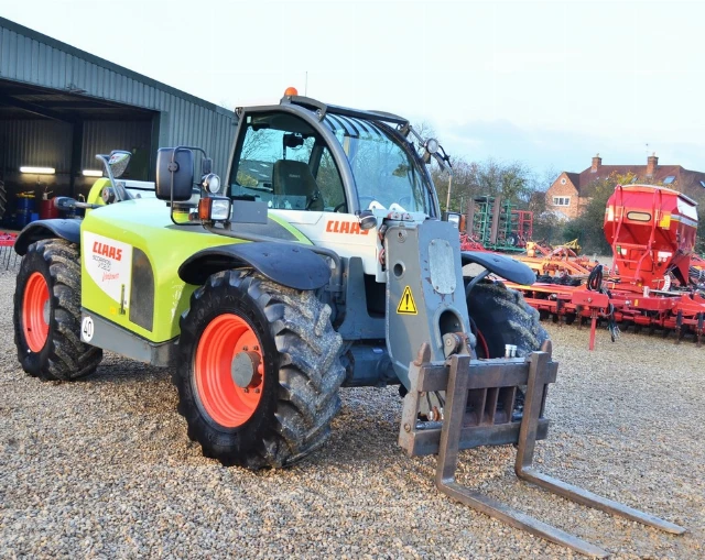 CLAAS SCORPION 7030 TELEHANDLER