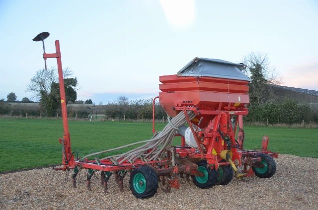 ACCORD TINE DRILL 4.8M