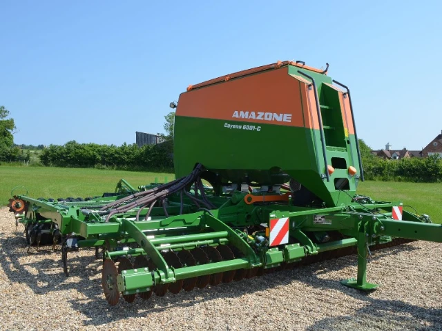 AMAZONE CAYENA 6001-C