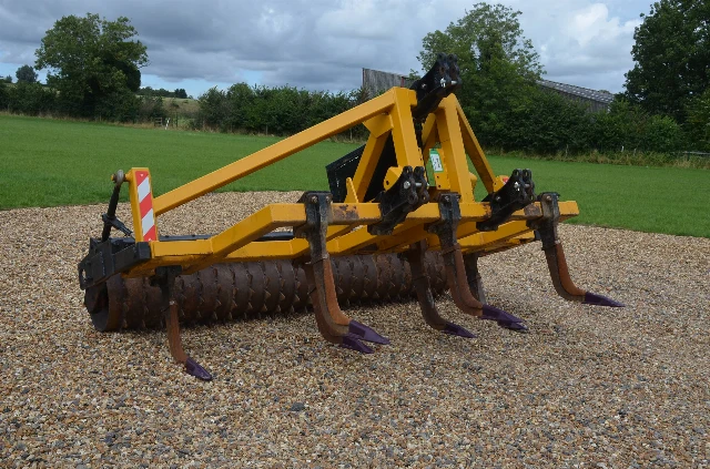MCCONNEL SHAKAERATOR 3M