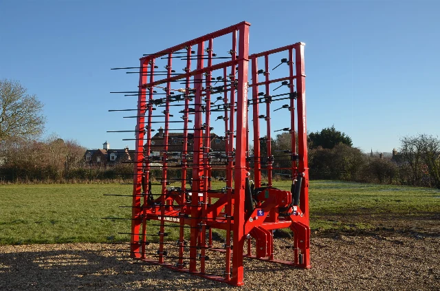 WEAVING STUBBLE RAKE 7M