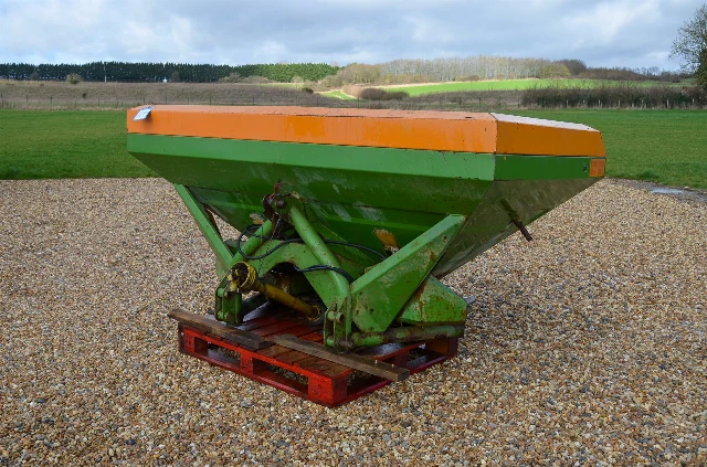 AMAZONE ZAU SPINNER 1501