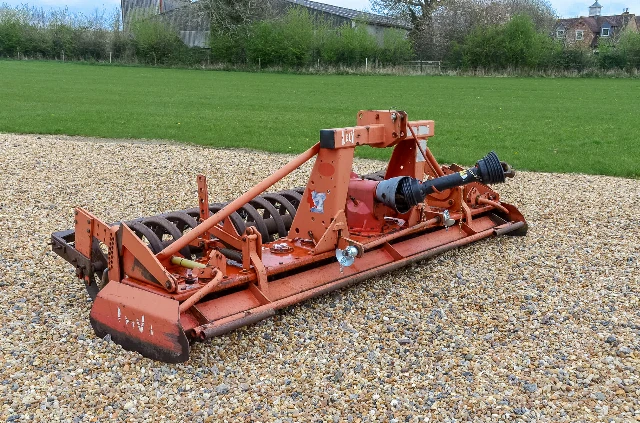 LELY POWER HARROW 3M