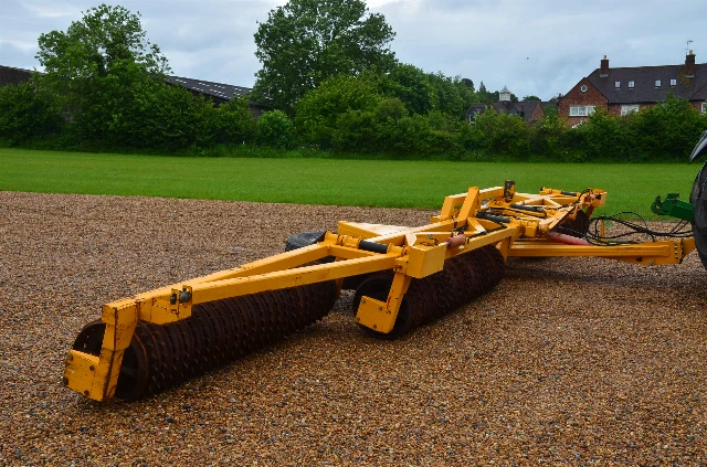 TWOSE ROLLS 12.3M