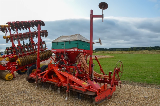 KUHN ACCORD COMBINATION DRILL 4M