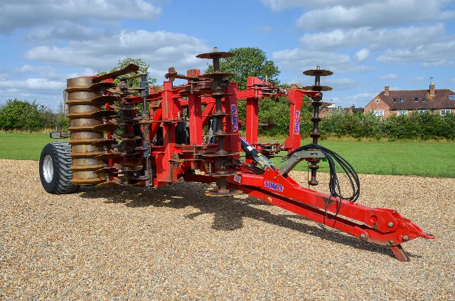 SUMO TRIO PRIMARY CULTIVATOR 4M