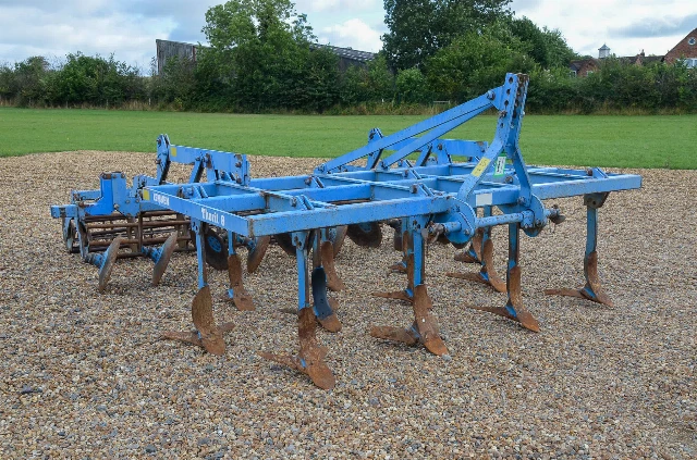 LEMKEN THORIT 3M CULTIVATOR