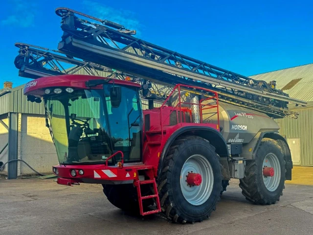 Horsch Leeb PT270 sprayer 36m